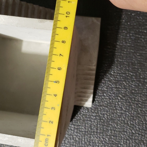 Succulent pots - Picture 2 of 4